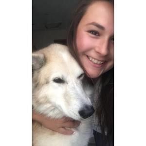 Meet your Posher, Brittney